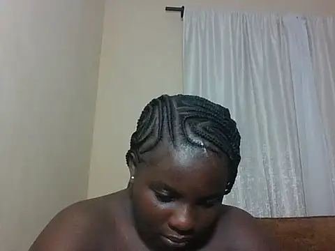 hotebbbyy online show from 06/22/26, 12:45