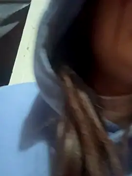 Snapshot of Hellen_111 chatting on 12/05/25, 09:18 Hellen 111 online show from 12/05/25, 09:18