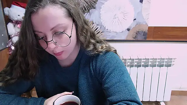  Annabelle Lee online show from 12/06/24, 12:05