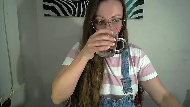  Annabelle Lee online show from 06/18/26, 09:14