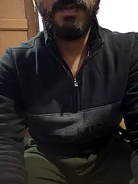 indian guy-7 online show from 01/14/25, 08:41