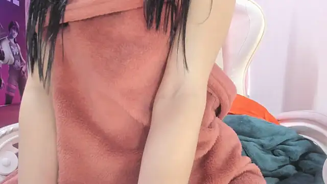 Snapshot of meribeth303av chatting on 02/15/25, 11:17 meribeth303av online show from 02/15/25, 11:17