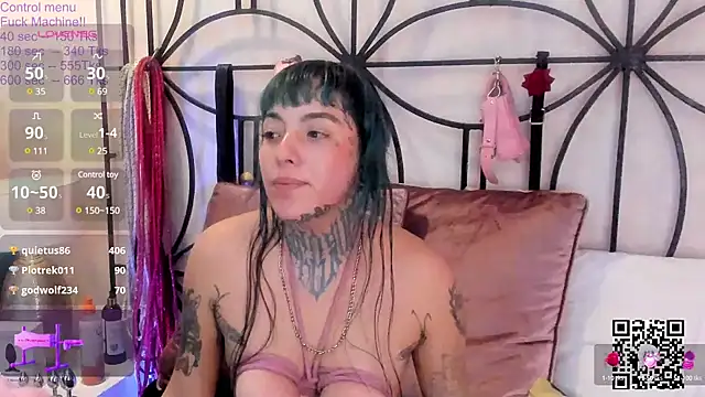 Snapshot of luxifer_666_ chatting on 01/09/25, 02:01 luxifer 666 online show from 01/09/25, 02:01