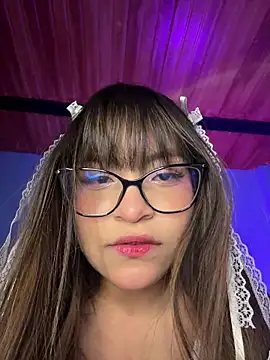 Snapshot of Lily_candy_X chatting on 12/15/25, 05:44 Lily candy X online show from 12/15/25, 05:44