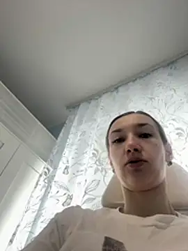KateRedgar online show from 07/08/26, 08:30