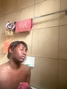 Snapshot of Moorella1 chatting on 11/08/25, 03:12 Moorella1 online show from 11/08/25, 03:12