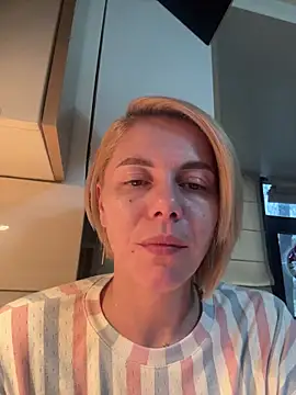 Snapshot of tanyagrey chatting on 01/08/26, 06:59 tanyagrey online show from 01/08/26, 06:59