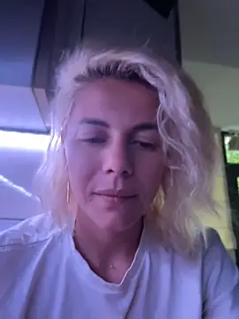 tanyagrey online show from 06/18/26, 06:02