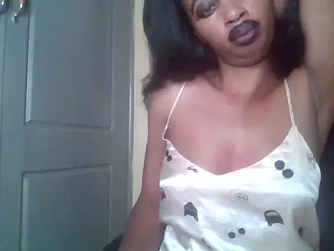 Snapshot of PregnantSquirter30 chatting on 11/12/25, 01:06 PregnantSquirter30 online show from 11/12/25, 01:06