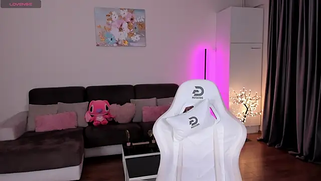 SweetAmeliaaa online show from 07/07/26, 07:18