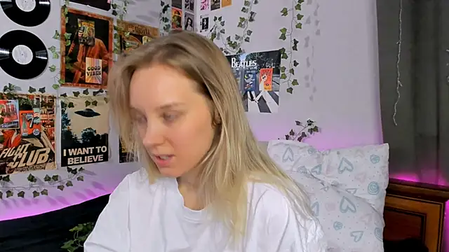AliciaParkerf online show from 12/14/24, 08:40