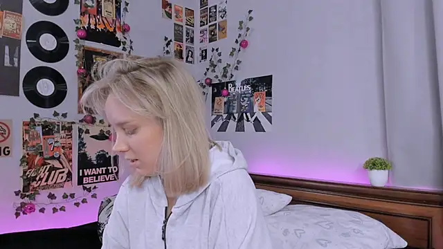 AliciaParkerf online show from 01/18/25, 08:40