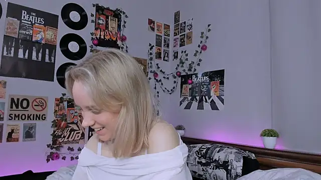 AliciaParkerf online show from 01/25/25, 08:42