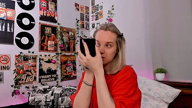 AliciaParkerf online show from 02/03/25, 08:24