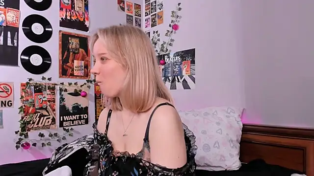 AliciaParkerf online show from 02/06/25, 08:23