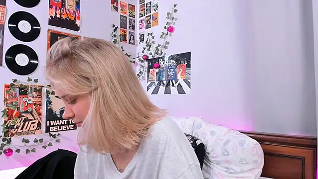 AliciaParkerf online show from 02/12/25, 08:29