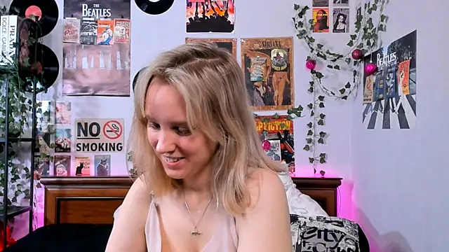 AliciaParkerf online show from 02/28/25, 09:12