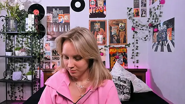 AliciaParkerf online show from 03/02/25, 09:01