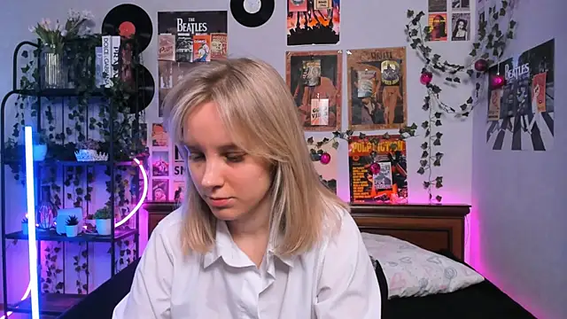 AliciaParkerf online show from 03/03/25, 08:32