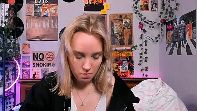 AliciaParkerf online show from 03/10/25, 03:12