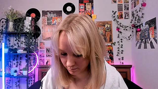 AliciaParkerf online show from 03/10/25, 11:38