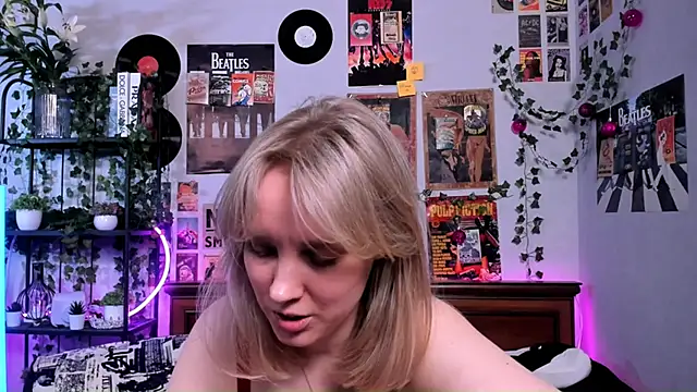 AliciaParkerf online show from 03/18/25, 03:31