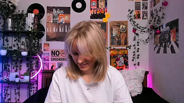 AliciaParkerf online show from 03/19/25, 08:32