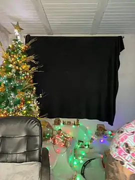 ThaliaRivera  online show from 12/21/24, 06:52