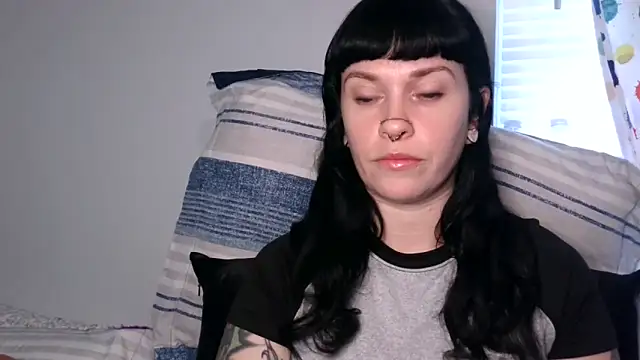 Snapshot of Marcelinegoddess chatting on 01/16/26, 04:33 Marcelinegoddess online show from 01/16/26, 04:33