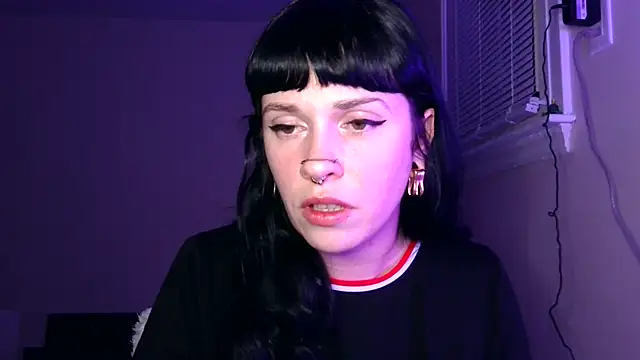 Snapshot of Marcelinegoddess chatting on 02/10/26, 04:49 Marcelinegoddess online show from 02/10/26, 04:49