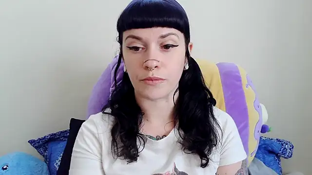 Snapshot of Marcelinegoddess chatting on 03/20/26, 04:23 Marcelinegoddess online show from 03/20/26, 04:23