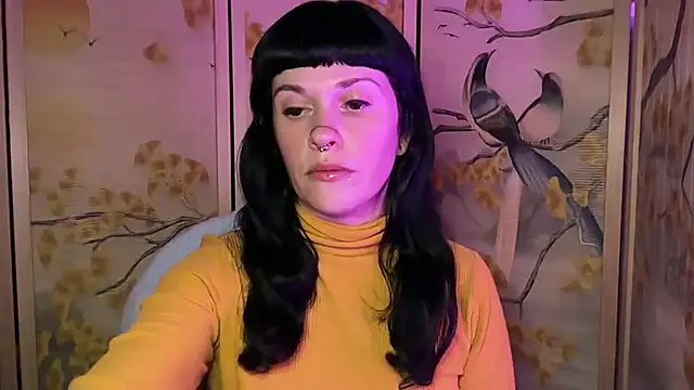 Snapshot of Marcelinegoddess chatting on 04/10/26, 02:50 Marcelinegoddess online show from 04/10/26, 02:50