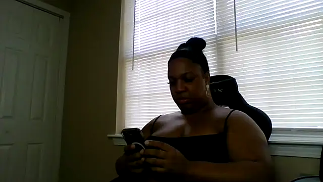 Snapshot of Badgirlbrittt chatting on 09/26/25, 03:05 Badgirlbrittt online show from 09/26/25, 03:05