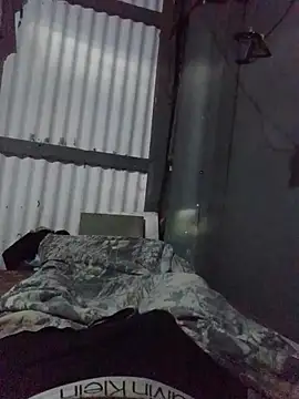 Snapshot of Algenis1232 chatting on 11/13/25, 11:53 Algenis1232 online show from 11/13/25, 11:53