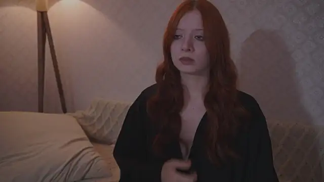 Snapshot of the_cure___ chatting on 10/05/25, 07:56 the cure online show from 10/05/25, 07:56