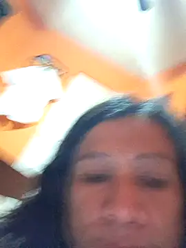 miicheele32 online show from 12/02/25, 08:41