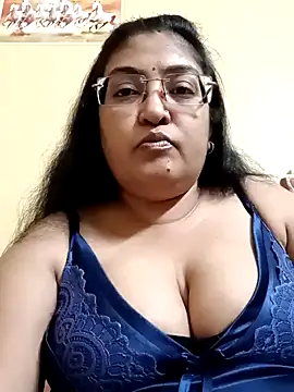 LAVERNIYA  online show from 12/01/24, 07:14
