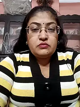 LAVERNIYA  online show from 12/23/24, 01:13