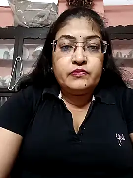 LAVERNIYA  online show from 12/31/24, 01:41