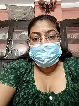 LAVERNIYA  online show from 01/05/25, 11:59