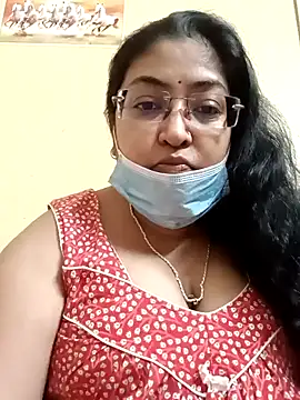 LAVERNIYA  online show from 02/01/25, 05:28