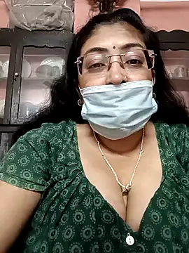 LAVERNIYA  online show from 02/02/25, 01:19