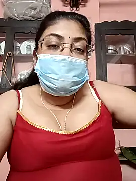 LAVERNIYA  online show from 02/13/25, 03:14