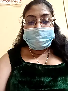 LAVERNIYA  online show from 03/05/25, 12:00