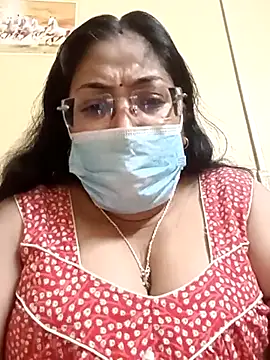 LAVERNIYA  online show from 03/09/25, 12:31