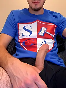 Snapshot of TheBestbrando88 chatting on 10/27/25, 03:54 TheBestbrando88 online show from 10/27/25, 03:54