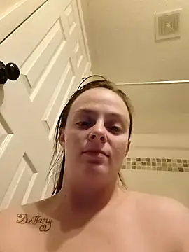 Snapshot of Butler97 chatting on 02/19/26, 06:37 Butler97 online show from 02/19/26, 06:37