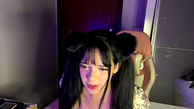 kitttyuwu online show from 01/12/25, 07:10