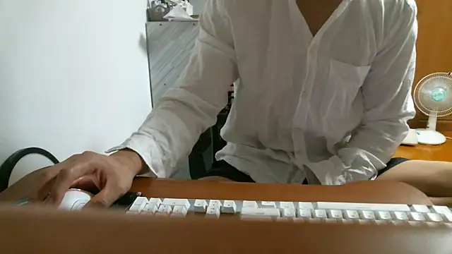 Snapshot of Stellan_0412 chatting on 06/14/26, 03:36 Stellan 0412 online show from 06/14/26, 03:36