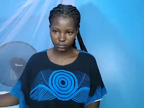 Snapshot of TrishaKalid chatting on 10/02/25, 10:44 TrishaKalid online show from 10/02/25, 10:44